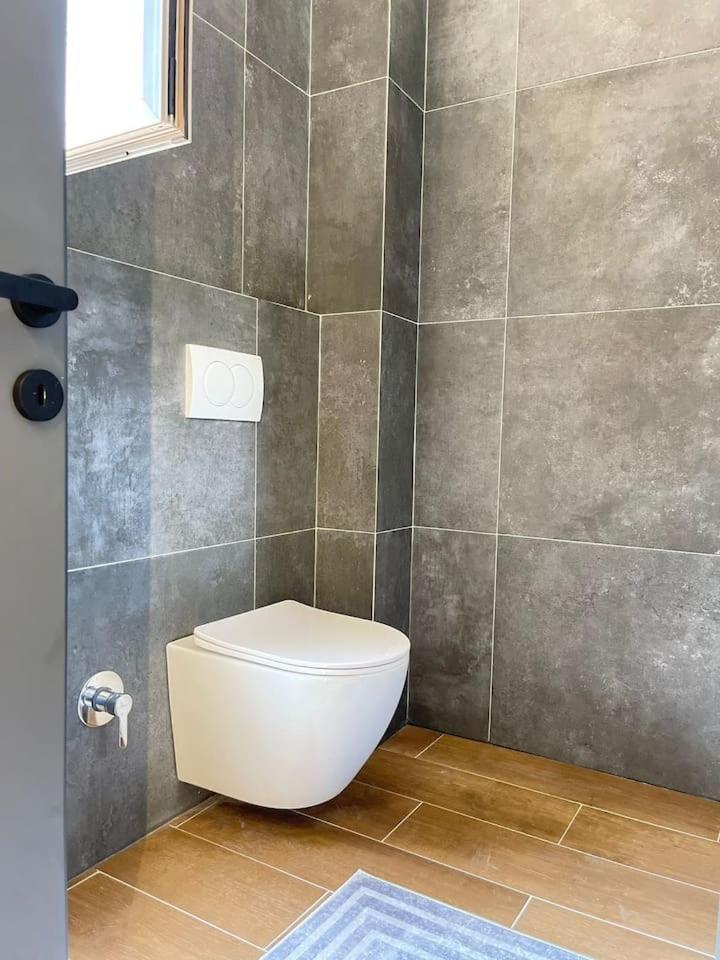 Central Charming Studio Old Town Durres Bagian luar foto