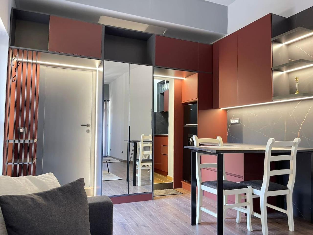Central Charming Studio Old Town Durres Bagian luar foto